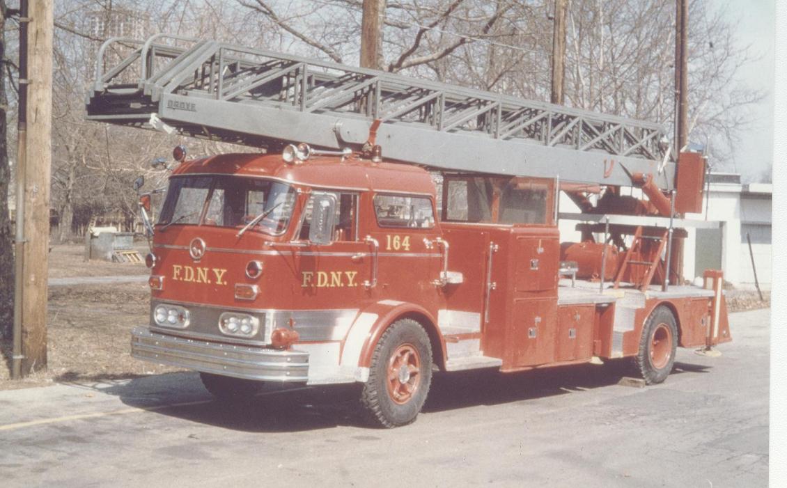 (The Largest FDNY Apparatus Site on the Web!)